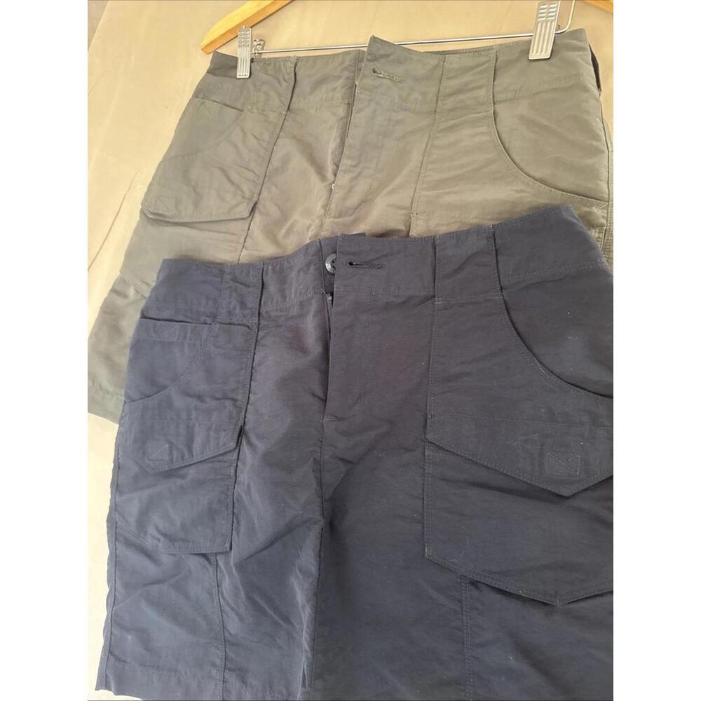 Two Eddie Bauer Olive  Green & Black Skirt With Pockets Women's Size 4 Nylon